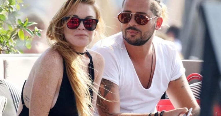 Ο Έλληνας πρώην σύντροφος της Lindsay Lohan εργαζόταν εθελοντικά στην Αφρική