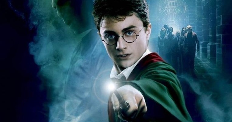 Μέτρα αντίστροφα, έρχεται το νέο βιβλίο του Χάρι Πότερ