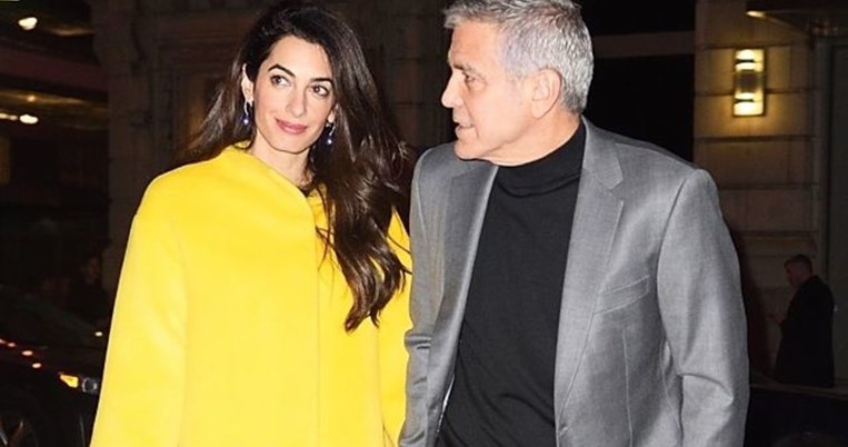 Οι ανοιξιάτικες μπότες-φετίχ που φόρεσε η Αμάλ Κλούνεϊ σε βραδινή έξοδο θα σε βάλουν σε σκέψεις 