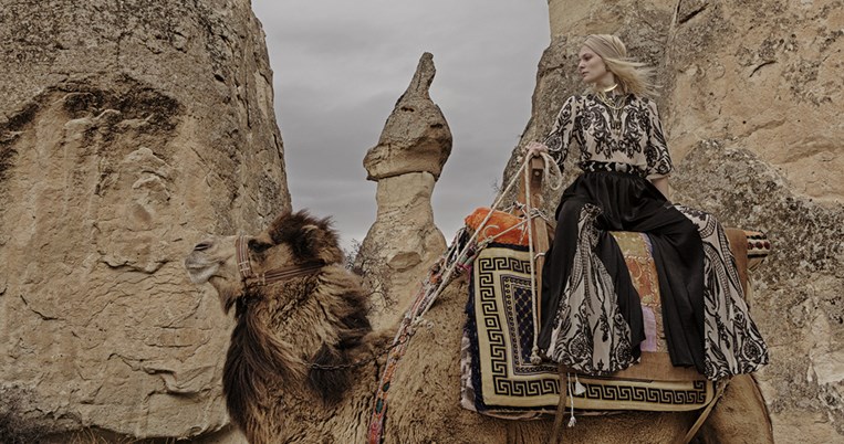 Οι γυναίκες που αναζητούν τη σέξι κομψότητα τη βρήκαν στη νέα συλλογή αυτού του ελληνικού brand 