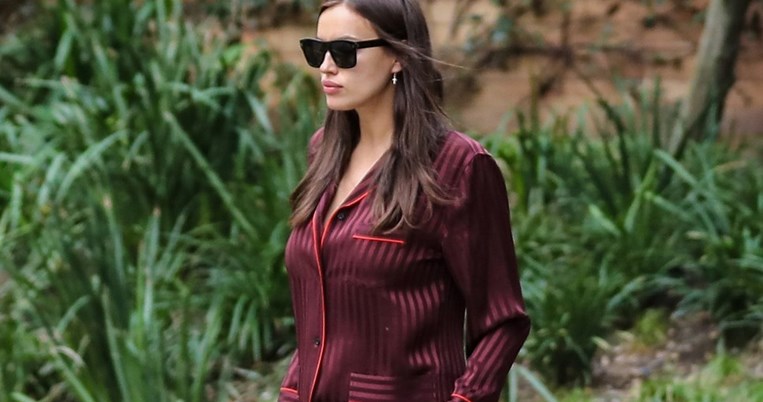 Το αποκαλυπτικό φόρεμα της εκθαμβωτικής Irina Shayk σχολιάστηκε όσο κανένα άλλο στις Κάννες