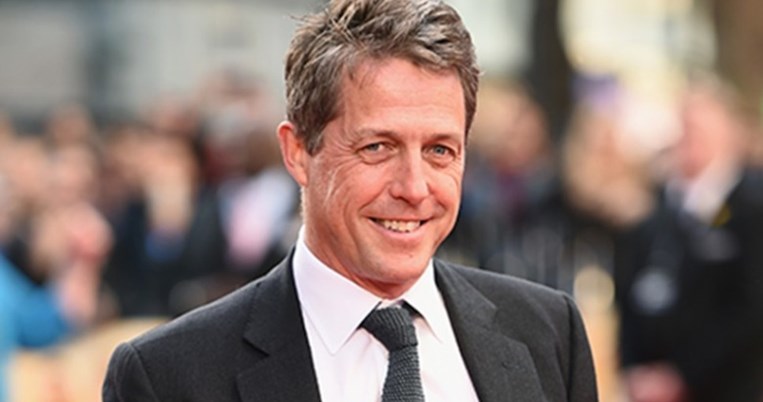 Ο Χιου Γκραντ παντρεύτηκε τη γυναίκα με την οποία έχει αποκτήσει τρία παιδιά