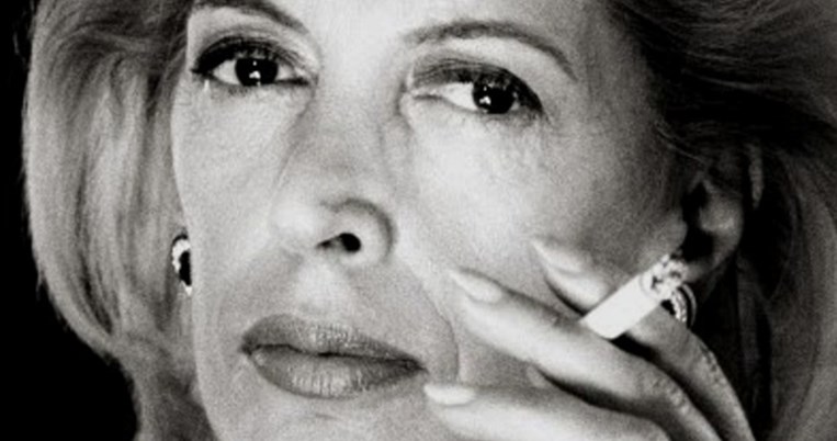 «Δεν μου πάει η φυλακή». Η Ντίνα Κώνστα εξηγεί τον πραγματικό λόγο που δεν έκανε ποτέ παιδιά