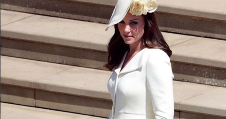 Η αλήθεια έλαμψε: Η Κέιτ Μίντλετον δε φόρεσε "χθεσινό" φόρεμα στο βασιλικό γάμο
