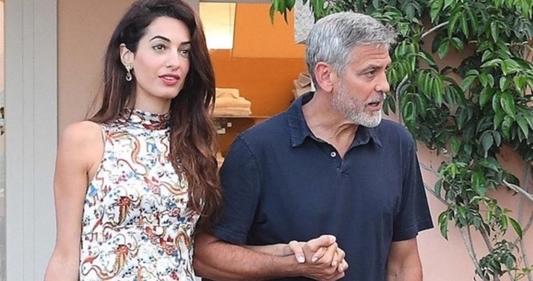 Μυστήριο: Κανείς δεν μπορεί να βρει το σχεδιαστή αυτού του φορέματος της Αμάλ Κλούνεϊ