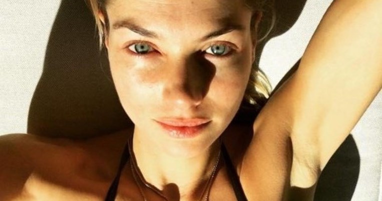 Τζέσικα Χαρτ: Το κορίτσι του Σταύρου Νιάρχου αποκαλύπτεται στο Instagram 