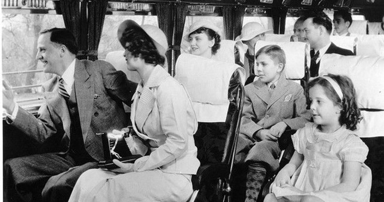 «Η τσάντα και το τσαντάκι»: Το κείμενο από το Ανθολόγιο του δημοτικού που έχει «γράψει» στους 40+