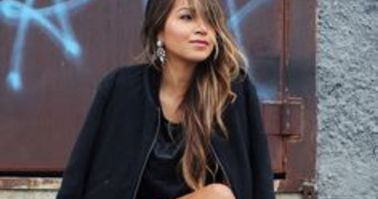 Επιστρέφει πιο αυθεντικό από ποτέ: Το μοντέλο της Adidas που θα φορέσεις με τα πιο κομψά σκουλαρίκια