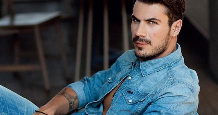 Το παρασκήνιο της αποχώρησης. H συμπεριφορά του Άκη Πετρετζίκη που εξόργισε τον ΣΚΑϊ