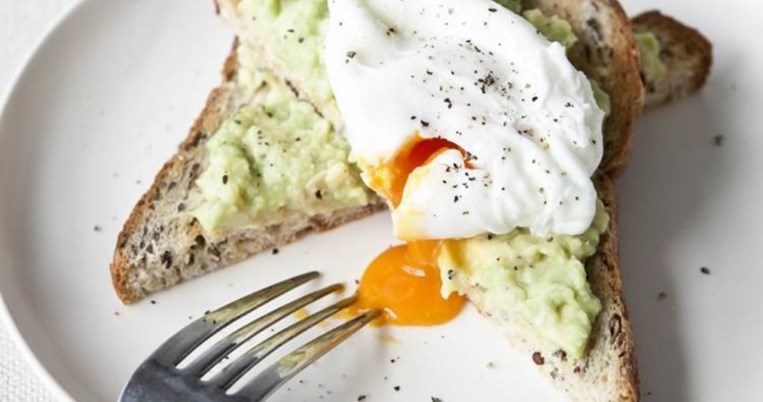 Η δίαιτα των 900 θερμίδων που αγαπάει το σώμα σου και θα σε βοηθήσει να χάσεις 10 κιλά σε 10 μέρες