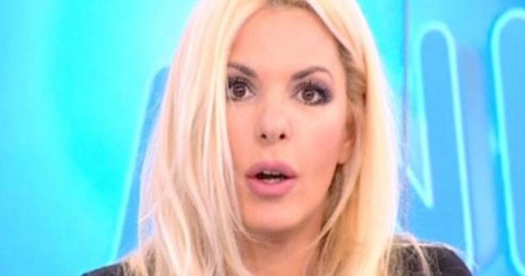 «Δε χαίρομαι που έρχομαι εδώ»: Η Αννίτα Πάνια παίρνει θέση, στον αέρα, απέναντι στο Epsilon 