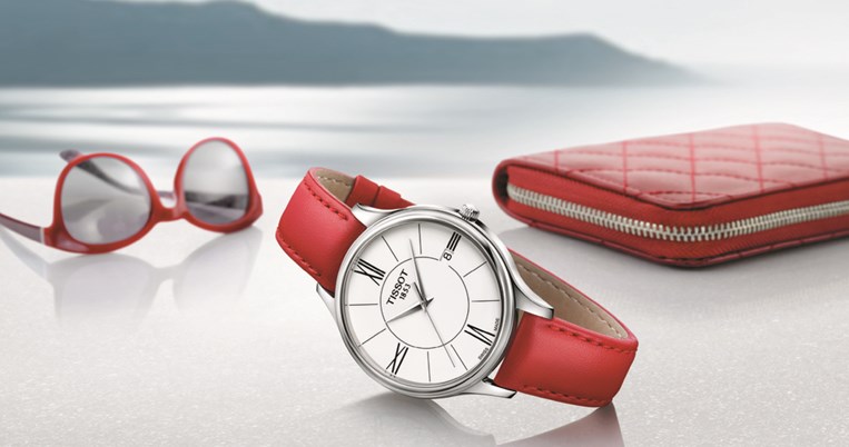 Tissot Bella Ora Round: Βρήκαμε το ρολόι που ταιριάζει ακόμα και με μαγιό