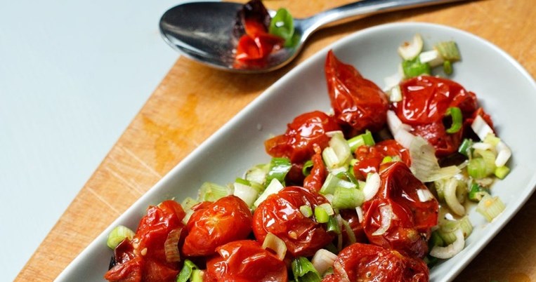 Πηλιορείτικη Ντοματοσαλάτα: Ένα αγαπημένο υλικό που δε φανταζόσουν ότι έχει και κάνει τη διαφορά