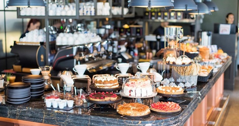 To brunch που αγάπησες στα νότια προάστια επιστρέφει με 17 ευρώ το άτομο