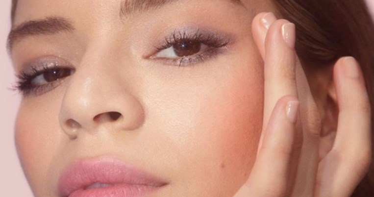 Ανατροπή: Τόσο καιρό χρησιμοποιούσαμε τη μάσκαρα εντελώς λάθος