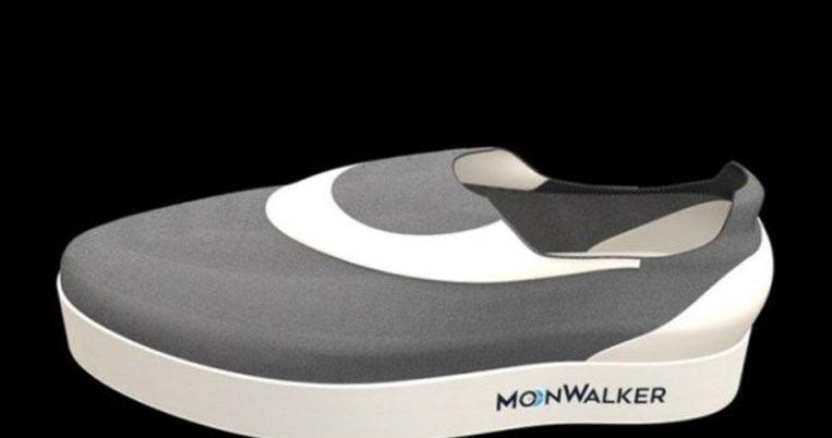 Moonwalker: Με αυτά τα sneakers είναι σαν να περπατάς στο διάστημα