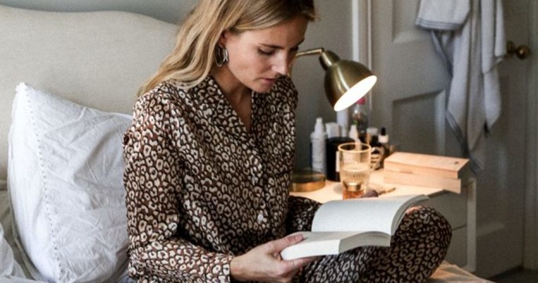Ποιότητα ζωής: Τρεις λόγοι για τους οποίους πρέπει να διαβάζεις ένα βιβλίο πριν κοιμηθείς 