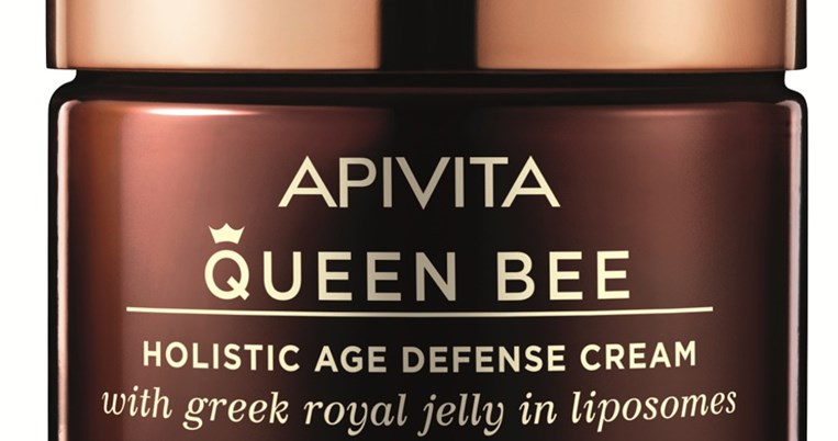 Apivita Queen Bee: H σειρά προϊόντων που σταματάει το χρόνο