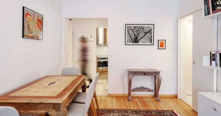 Ένα στιλάτο, κοσμοπολίτικο διαμέρισμα του '60 στην Αρχαία Αγορά της Θεσσαλονίκης