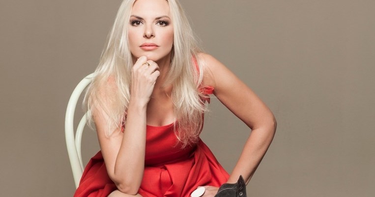 Η Αννίτα Πάνια αρνήθηκε να μεταδώσει την κηδεία του Παντελίδη