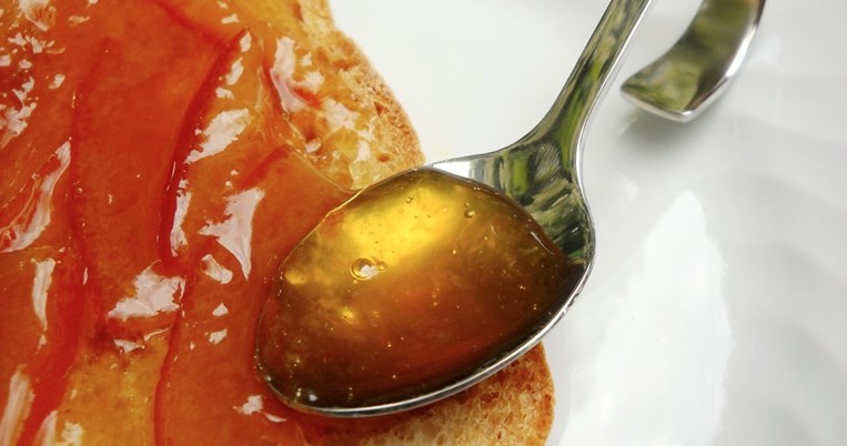 Μαρμελάδα πορτοκάλι χωρίς ζάχαρη: Η αγαπημένη γεύση διώχνει τις ενοχές και καταναλώνεται καθημερινά 