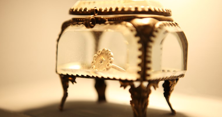 Μπήκαμε στον παραμυθένιο κόσμο των κοσμημάτων του νέου καταστήματος του Paul Sarz 