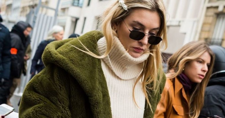 Αυτός είναι ο τρόπος να φορέσεις τα αγαπημένα σου sneakers με τις πιο επίσημες, γιορτινές εμφανίσεις