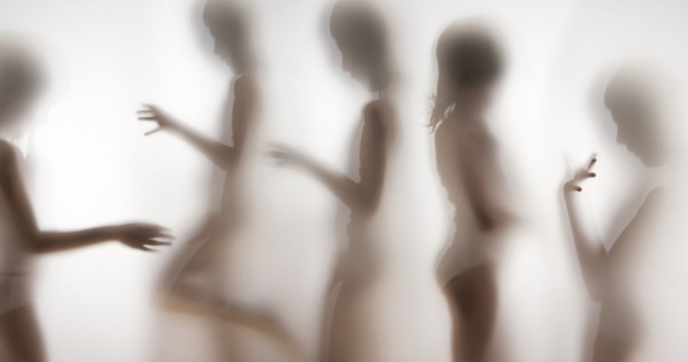 Τα φαντάσματα που κουβαλάμε μέσα μας