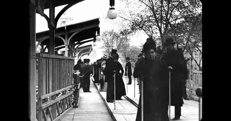 Στην καρδιά της Μπελ Επόκ: Ένα φιλμ από τους δρόμους του Παρισιού στα τέλη του 1890
