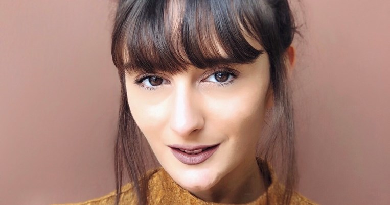 H Σίλια Κατραλή Μινωτάκη αγαπά τα social media γιατί πιστεύει ότι είναι σαν λούνα παρκ