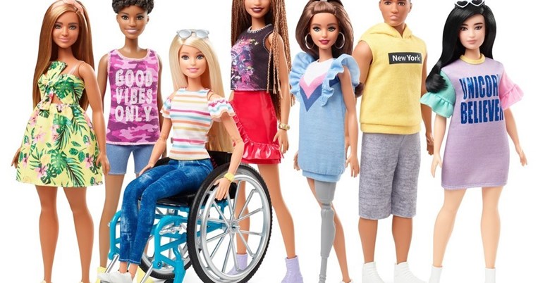 Δύο νέες κούκλες με αναπηρίες έρχονται στη συλλογή της Barbie