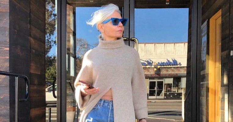 Τα κομμάτια που δεν θα ξαναφορέσει μια υπέρκομψη 54χρονη fashion blogger. Και οι τάσεις που αγαπά