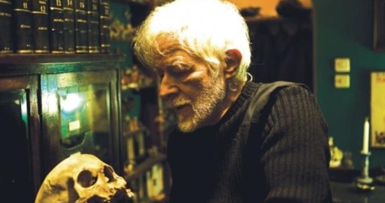 Πέθανε ο Πάνος Κουτρουμπούσης, ο μεγαλύτερος εκφραστής του μπητ κινήματος της χώρας μας