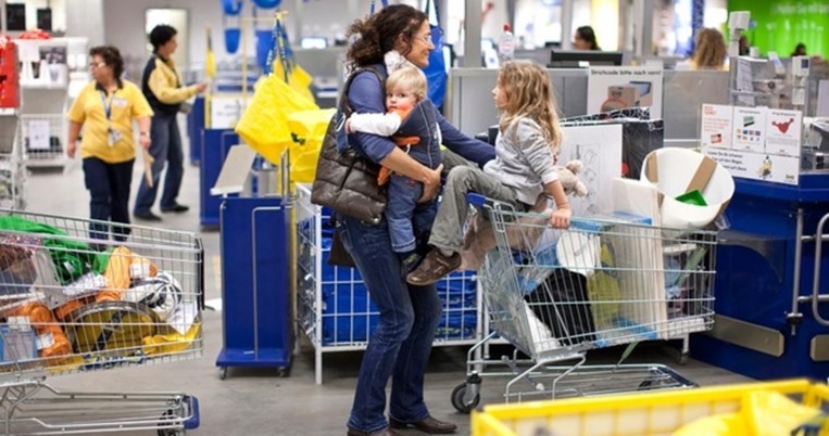 «Αυτοί που πάνε μόνο για τα κεφτεδάκια». 10 διαφορετικοί τύποι ανθρώπων που πάνε για ψώνια στην ΙΚΕΑ