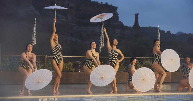 Σαν θεατρική παράσταση. Το σόου των Η&Μ για την άνοιξη-καλοκαίρι 2019 κράτησε τρεις ολόκληρες ημέρες