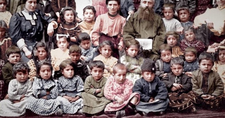 Απίστευτο ρεκόρ: Η γυναίκα που θεωρείται ότι γέννησε τα περισσότερα παιδιά στην ιστορία