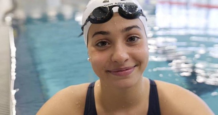 Η προσφυγοπούλα που κολύμπησε στο Αιγαίο για τη ζωή της βρέθηκε να αγωνίζεται στους Ολυμπιακούς