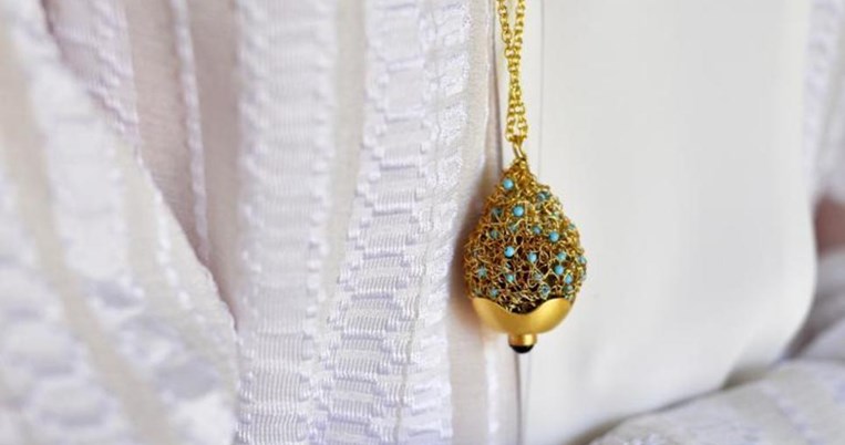 Το πασχαλινό αυγό των Ζeus+Δione είναι το πιο ωραίο κόσμημα της εποχής 