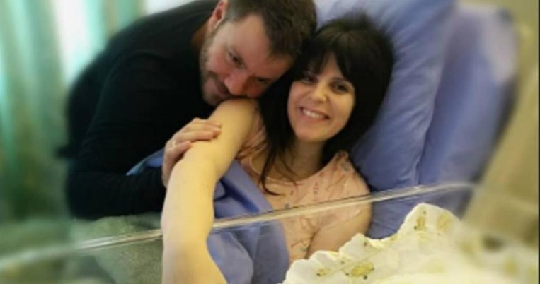 Ο Ευτύχης Μπλέτσας έγινε μπαμπάς και ανέβασε την πρώτη φωτογραφία του μωρού