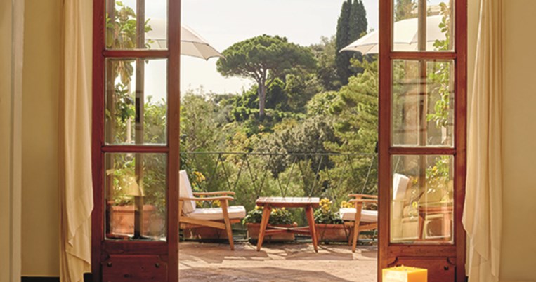 Ήλιος, φως, ευωδιά: Μια εκλεκτή σειρά προϊόντων για το σπίτι αλλάξει τον αέρα που αναπνέουμε 