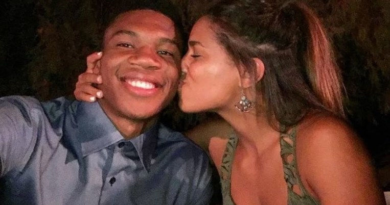 Ένα όμορφο ζευγάρι: Το ξεχωριστό κορίτσι του Γιάννη Αντετονκούμπο