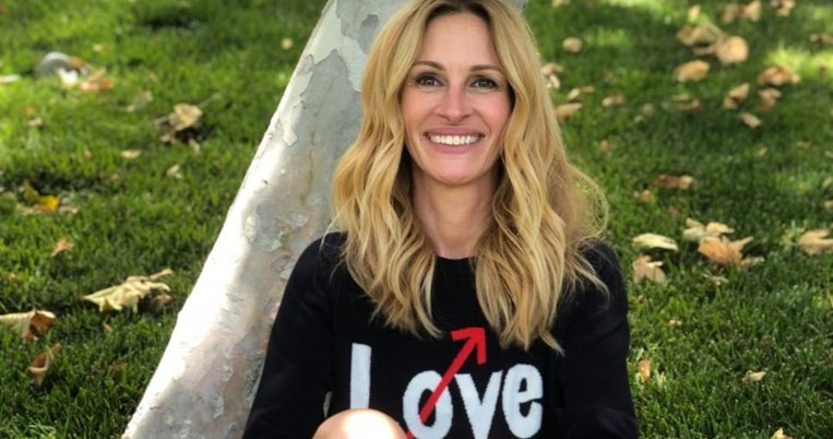 «Μακάρι να το διαβάζαμε παντού»: Η Τζούλια Ρόμπερτς στηρίζει τα LGBT δικαιώματα με νέο post