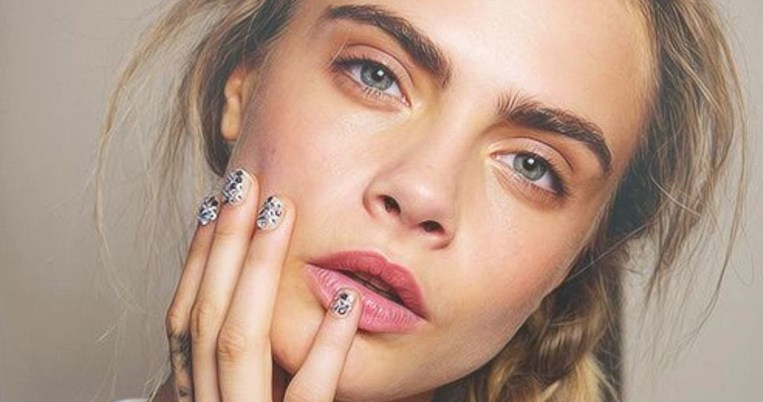 Πώς να αποκτήσεις το ιδανικό σχήμα φρυδιών, ανάλογα με το πρόσωπό σου