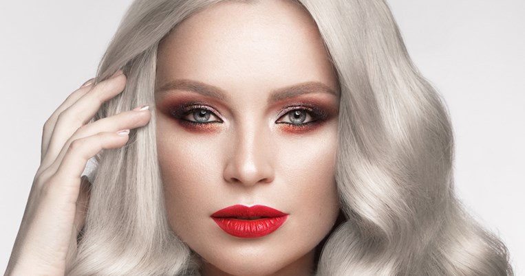 Ανακαλύψαμε τα καλύτερα προϊόντα μαλλιών που χρησιμοποιούν οι κομμωτές και είναι ελληνικά