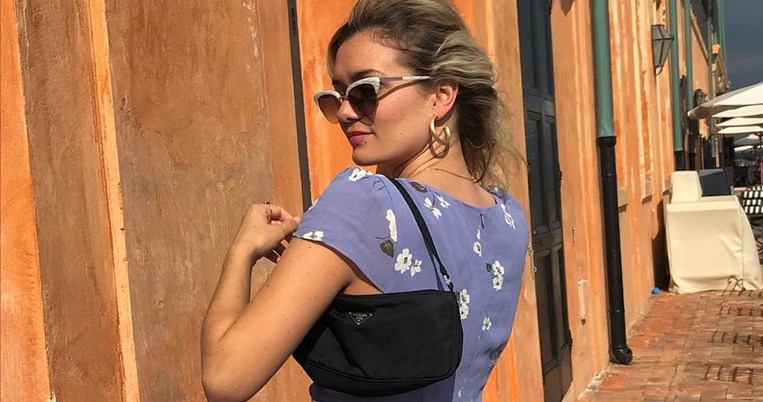 Νέα έρευνα: Τα τρία κομμάτια που βάζουμε πάντα στην καλοκαιρινή βαλίτσα μας αλλά δεν φοράμε ποτέ