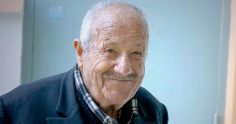 Στα 91 του σπουδάζει σε δύο πανεπιστήμια της Κρήτης: Η δύναμη του πνεύματος σε όλο της το μεγαλείο