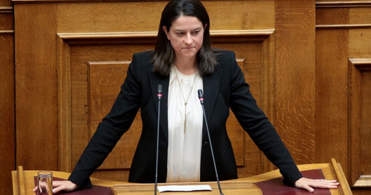 Νίκη Κεραμέως: Η νέα 39χρονη υπουργός Παιδείας έχει υποστηρίξει τους αστέγους της Νέας Υόρκης