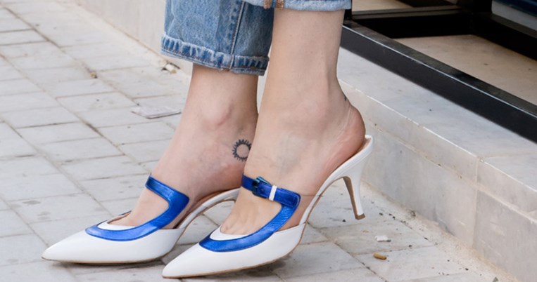 Πώς συνδέονται τα τακούνια με το Υπουργείο Πολιτισμού; 