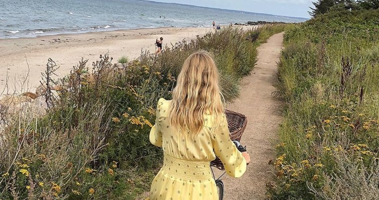 7 φούστες που κολακεύουν και ξεμυαλίζουν. Για χάρη τους θα απαρνηθείς τα παντελόνια