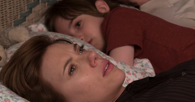 Χρονικό ενός διαζυγίου.Η νέα παραγωγή του Netflix με τη Σκάρλετ Γιόχανσον για έναν γάμο που πεθαίνει